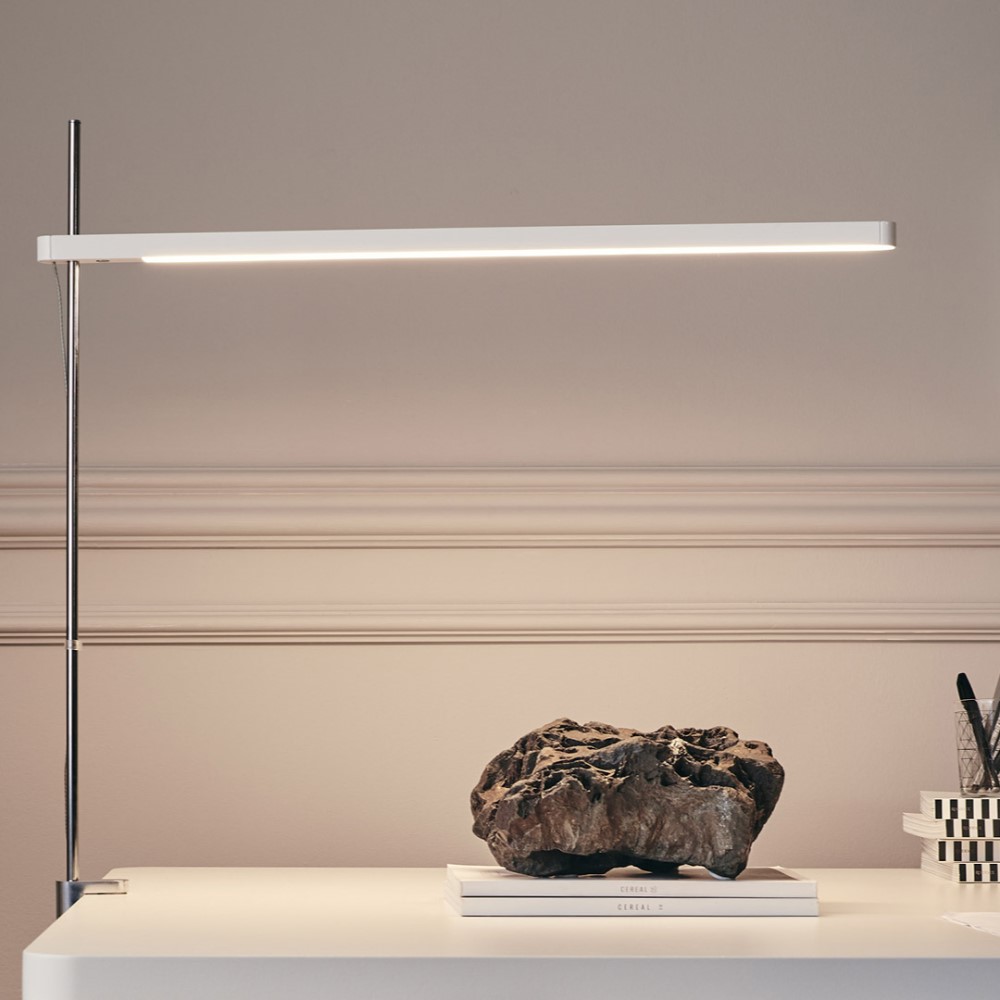 Talak Professional Table Lamp