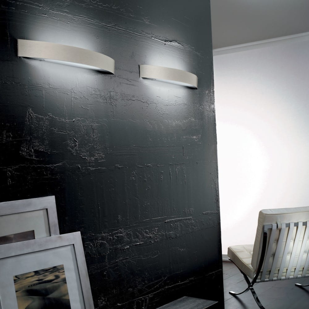 Curvé LED Wall Light