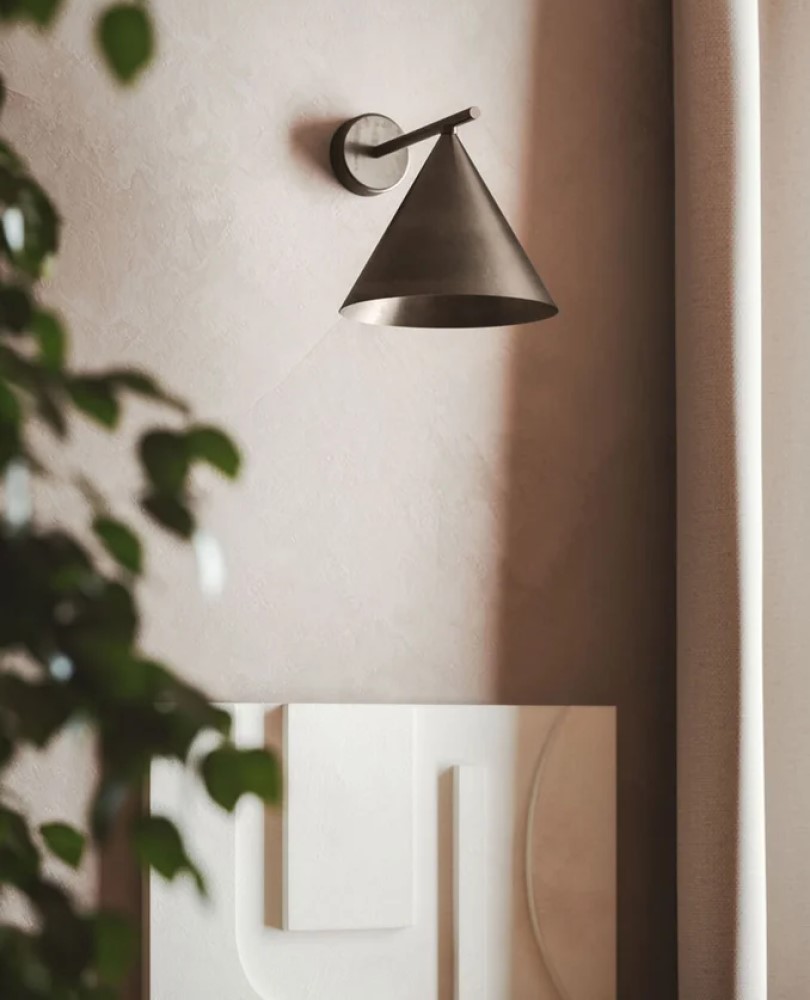 Cone 286.08. Wall Light