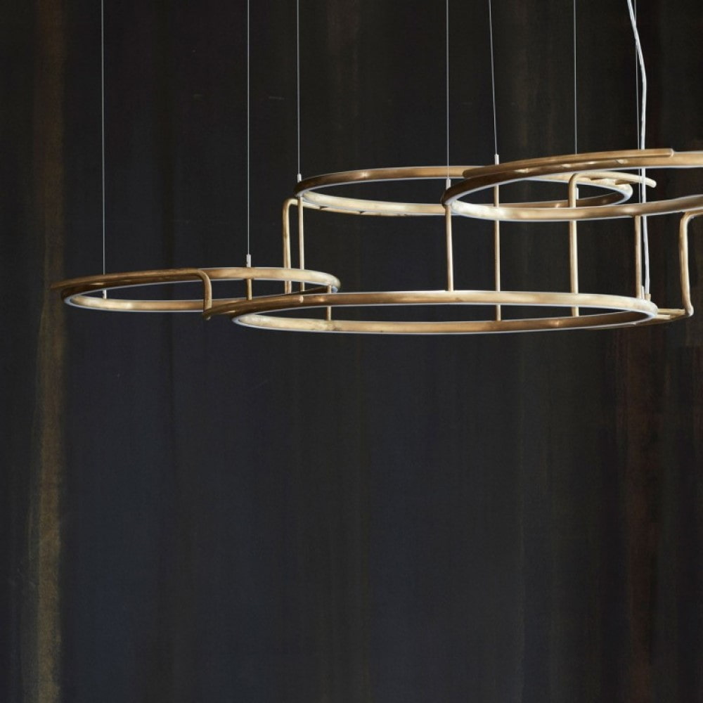 Broche Suspension Lamp