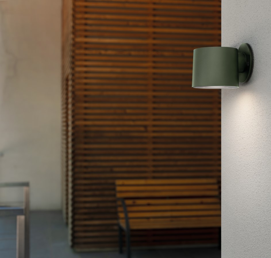 Clic Outdoor Wall Light