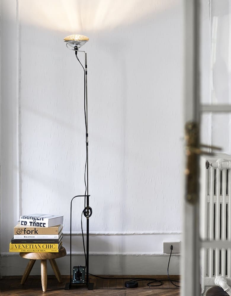 Toio LED Floor Lamp