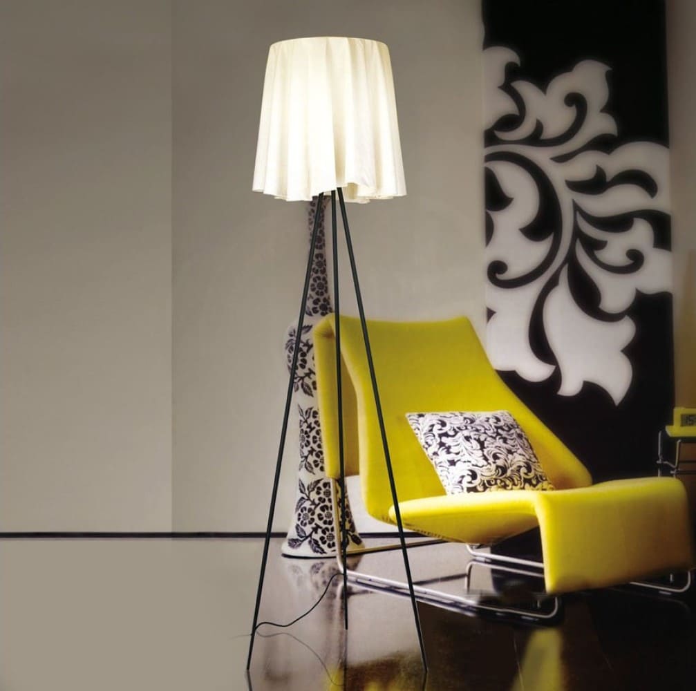 Rosy Angelis Floor Lamp