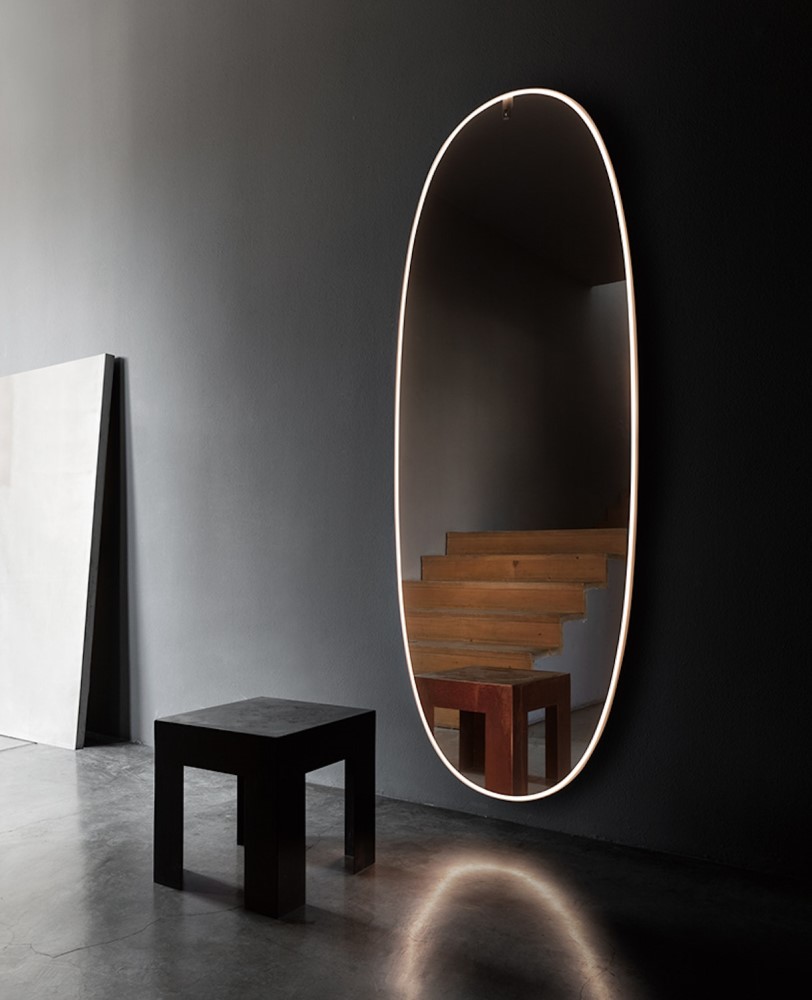 La Plus Belle Wall Light