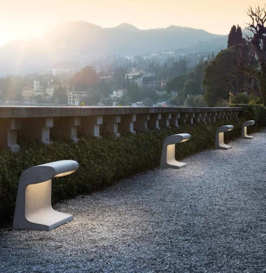 Borne Béton Grande Outdoor Floor Light