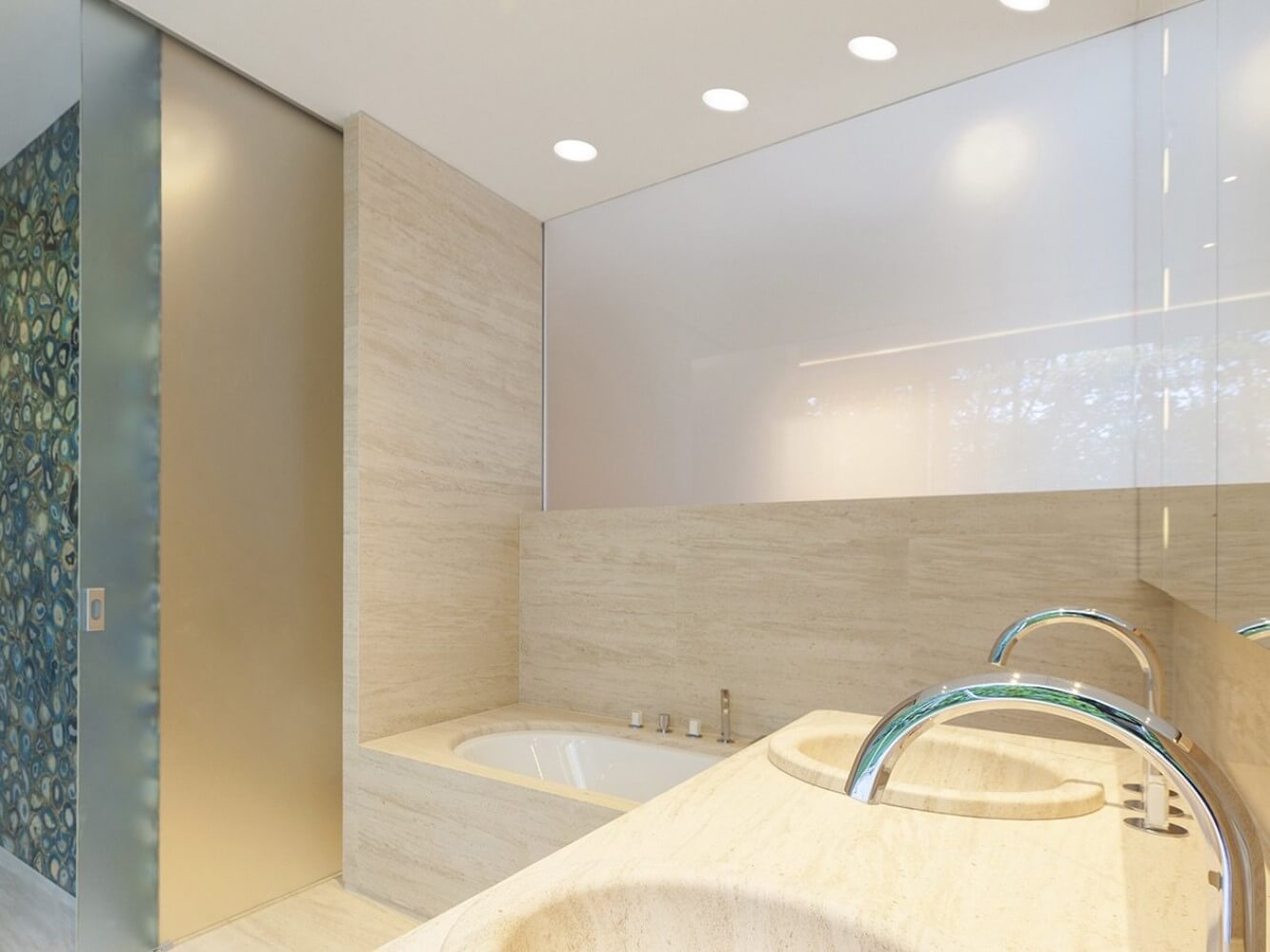 4042 Ceiling Recessed Light