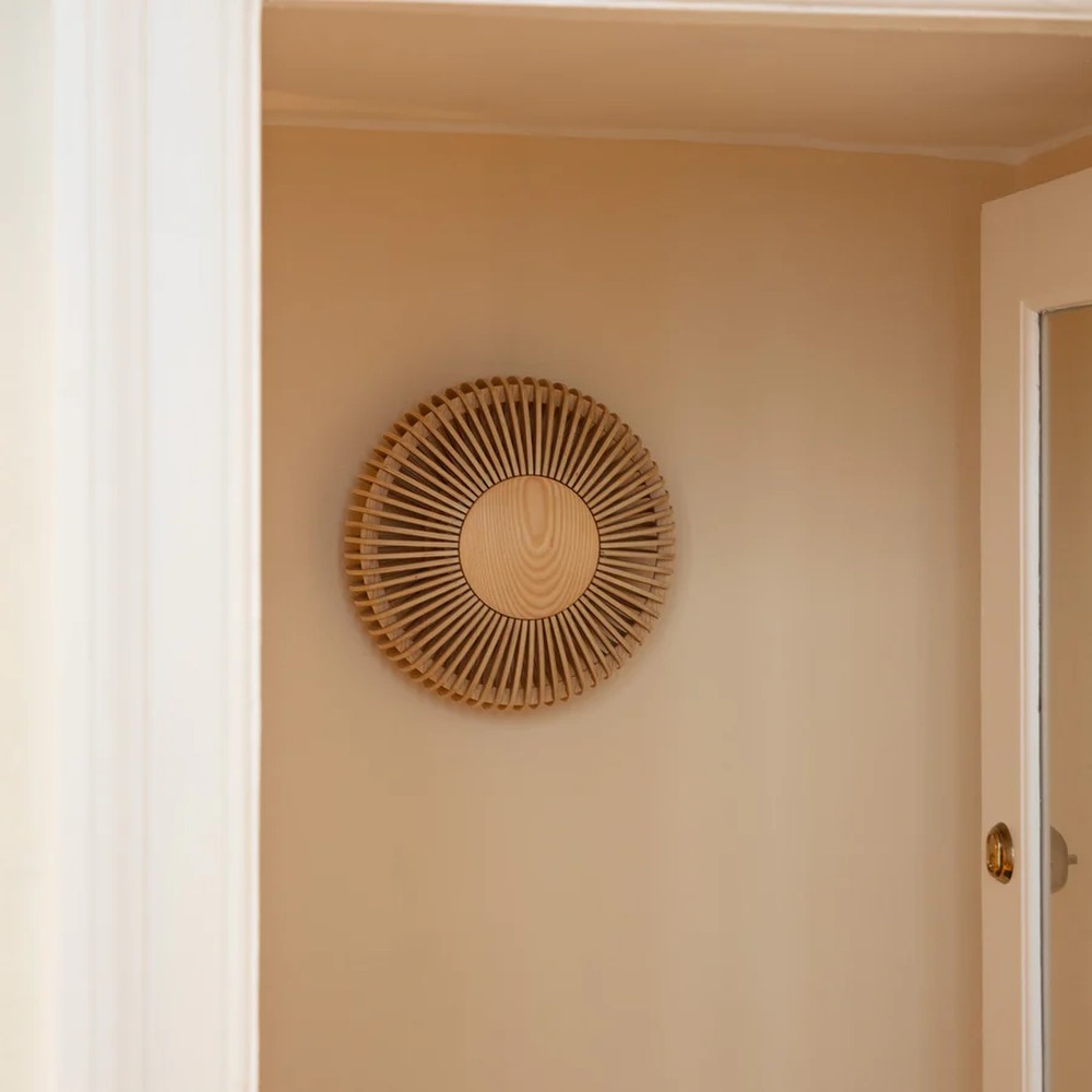 Clava Up Wood Wall Light