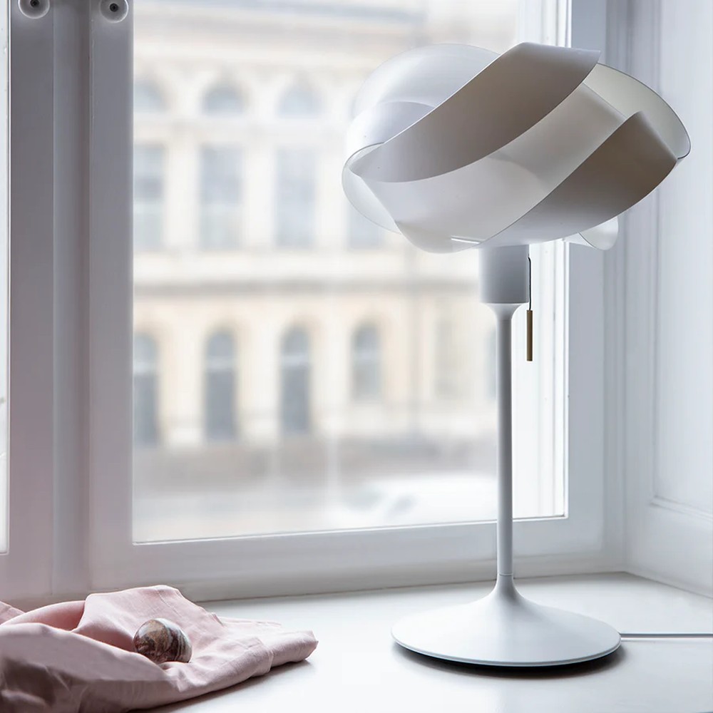Ribbon Lamp