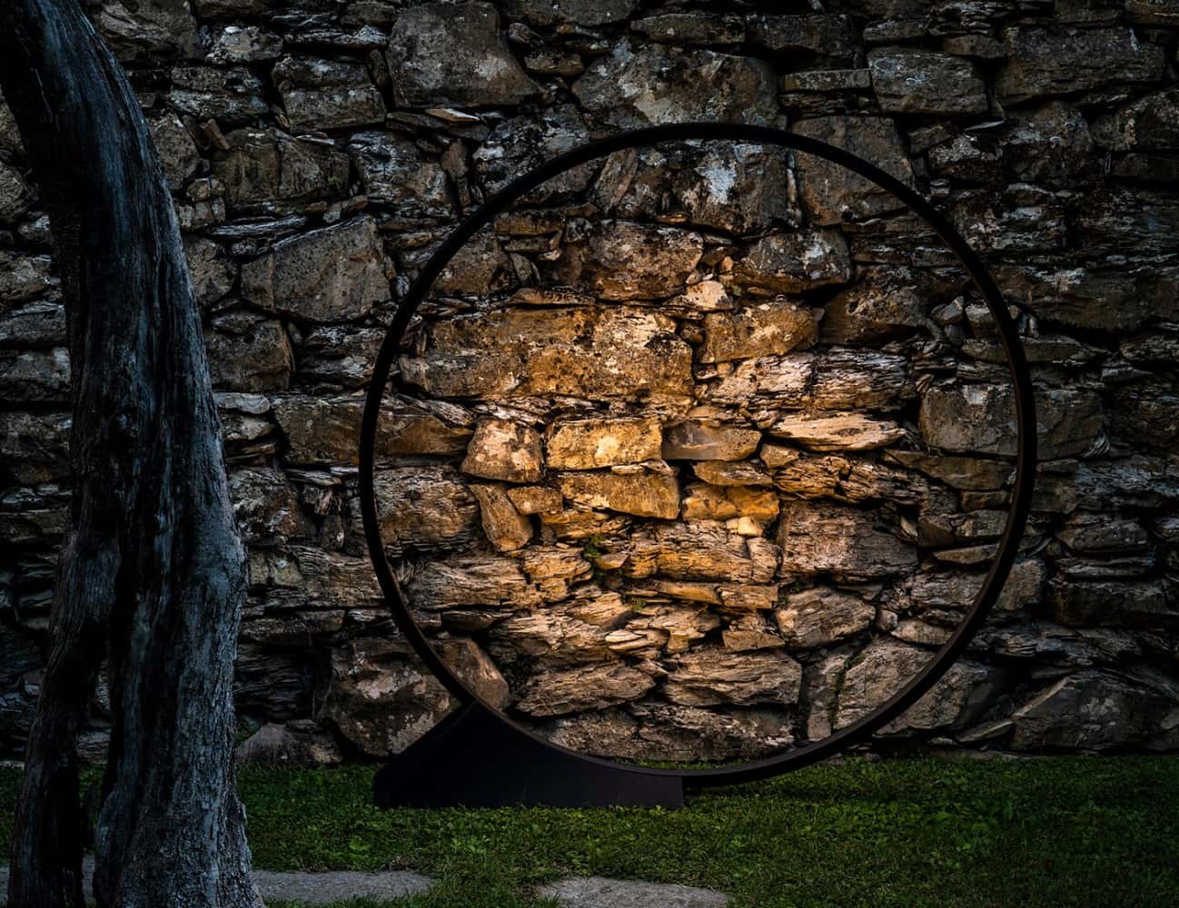 &quot;O&quot; 150 Outdoor Floor Lamp