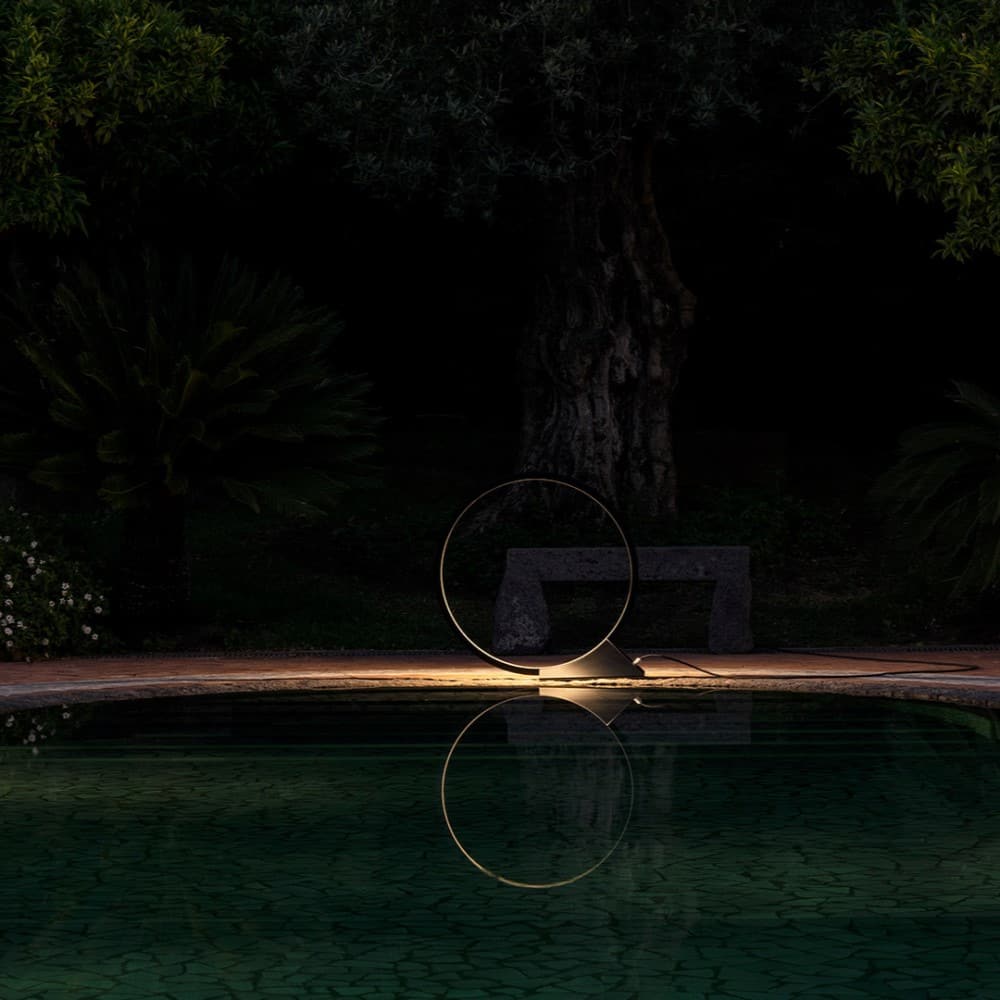 &quot;O&quot; 150 Outdoor Floor Lamp