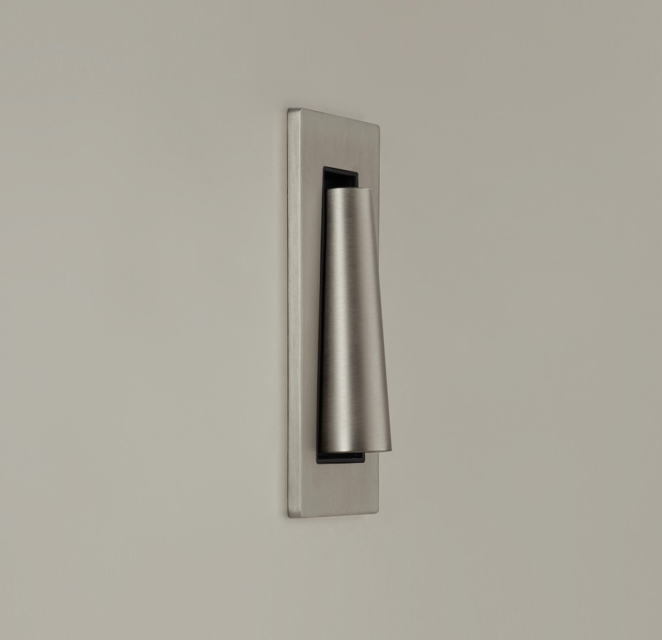 Gamma Recessed Wall Light