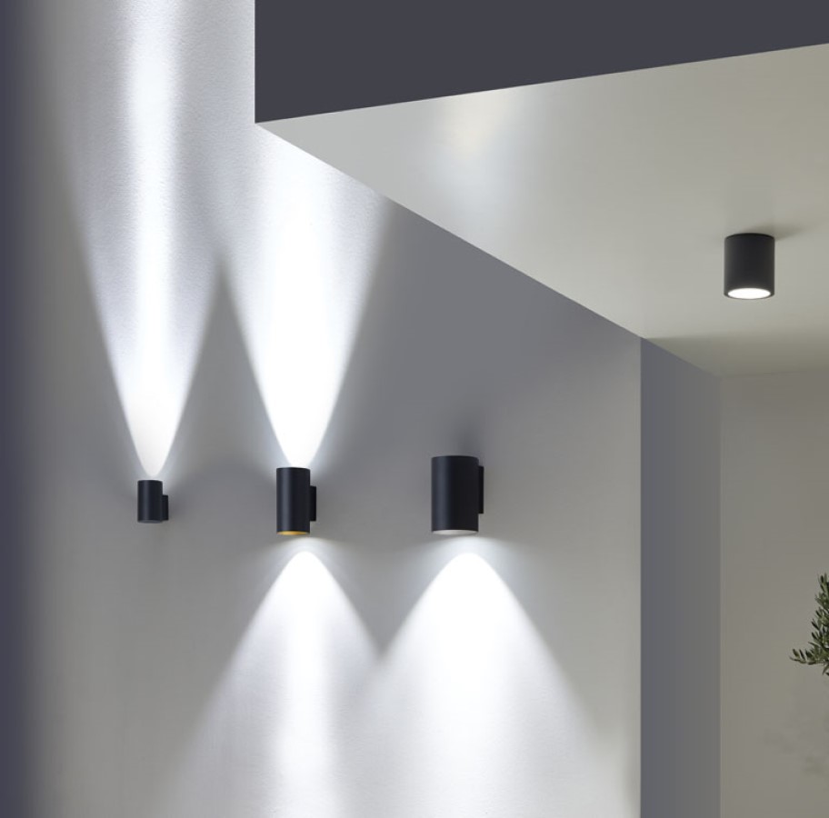 Cosmos Single Emission Outdoor Wall Light