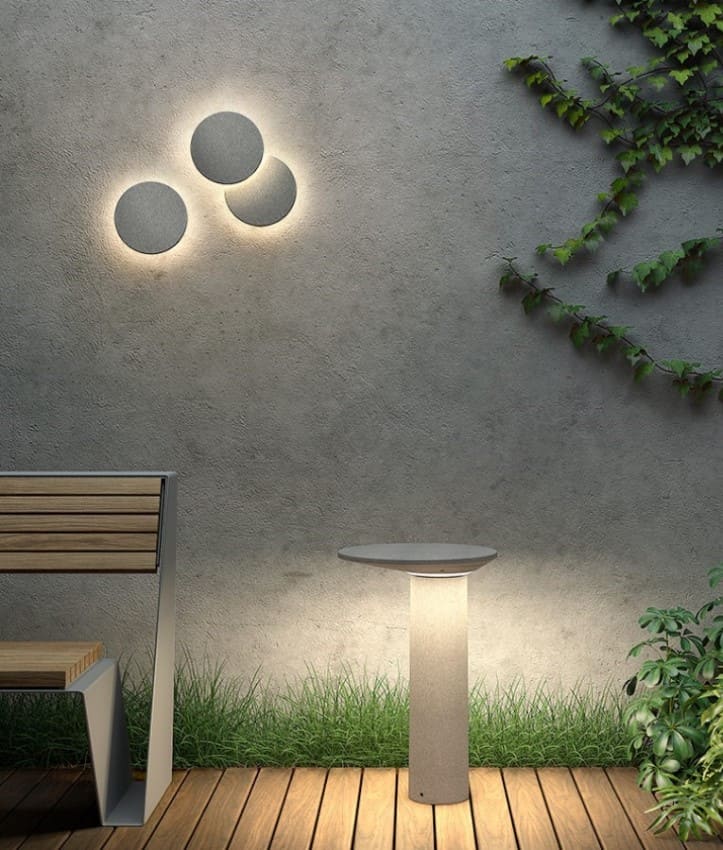 Moal Outdoor Wall Light