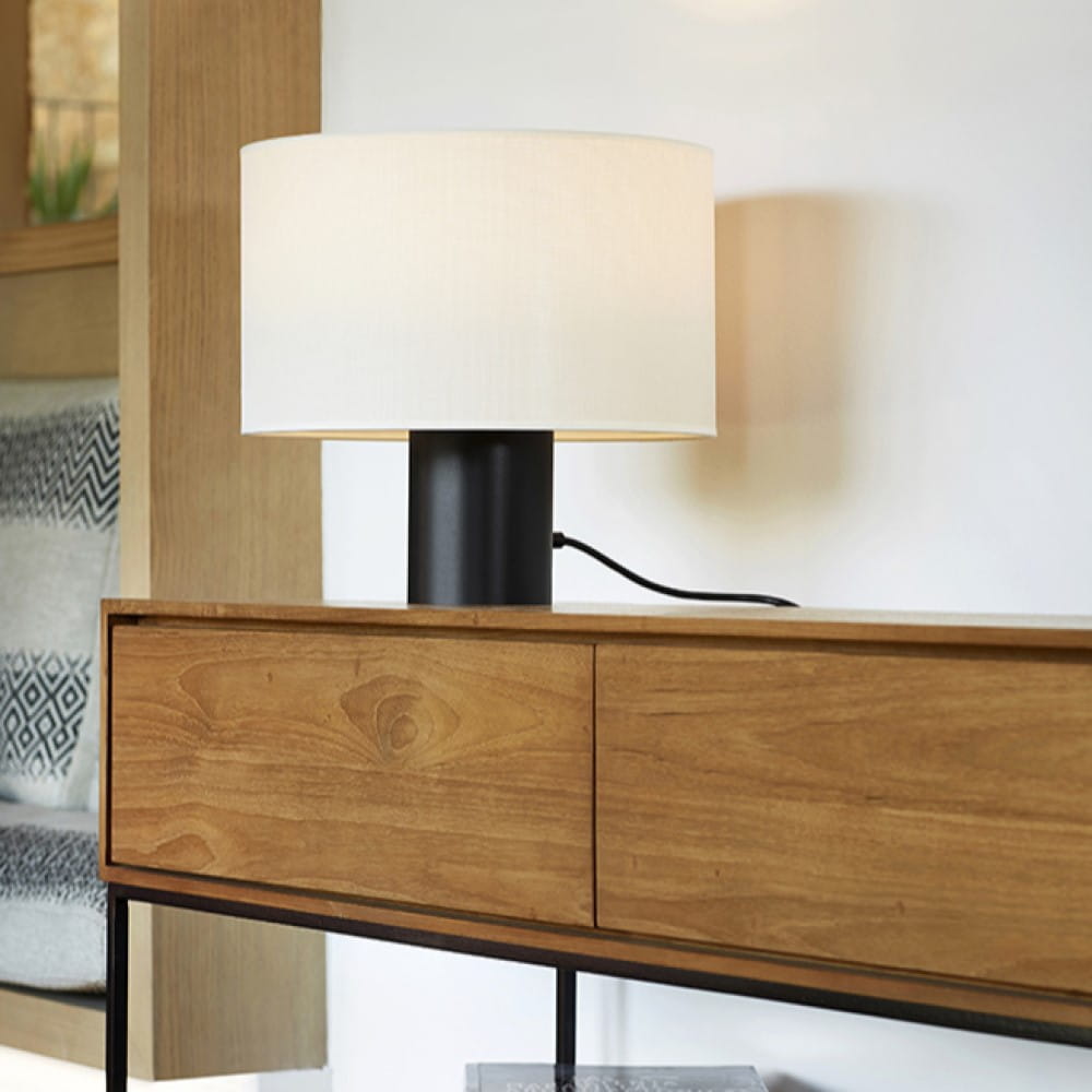 Cyls M-3906P Table Lamp