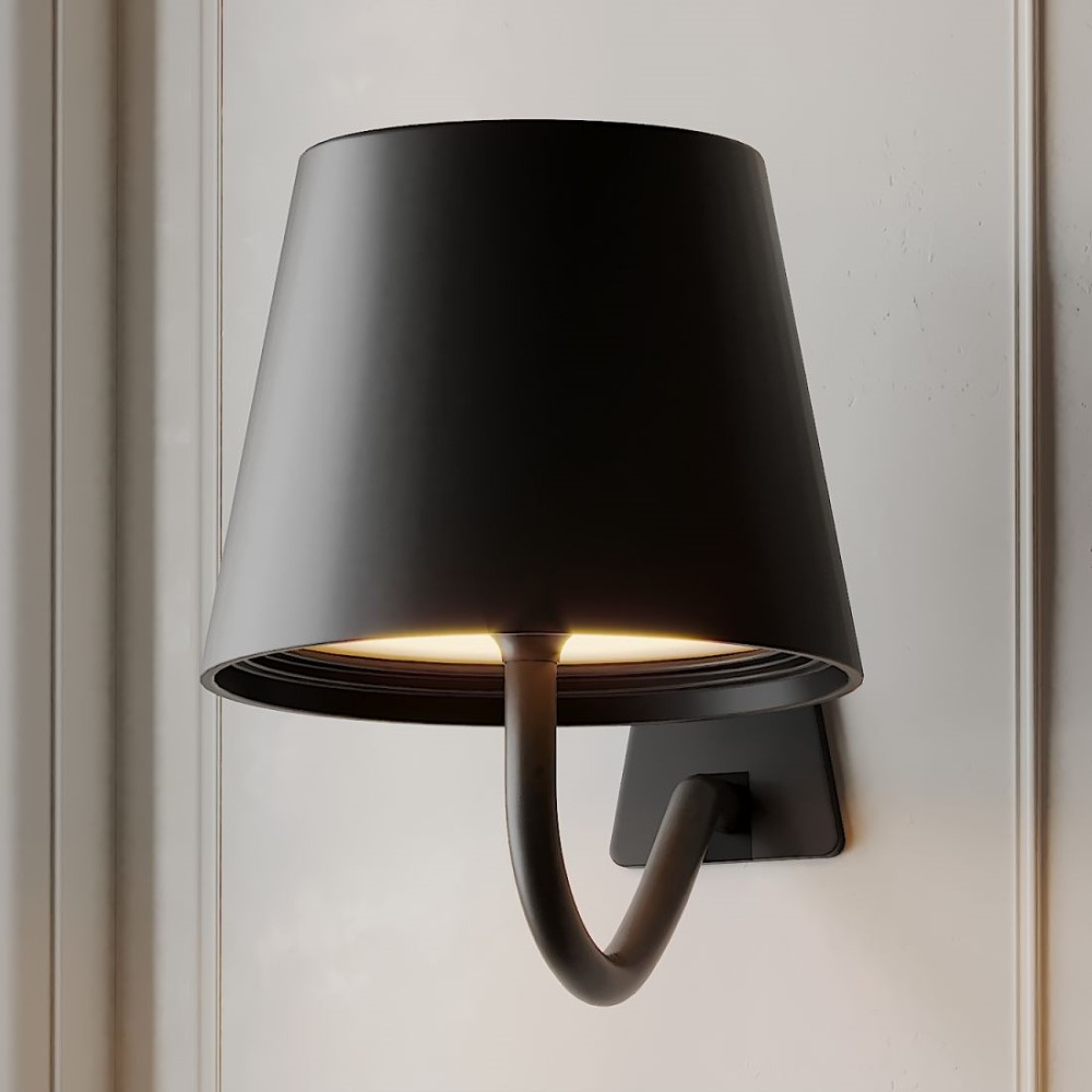 Poldina Wall Lamp