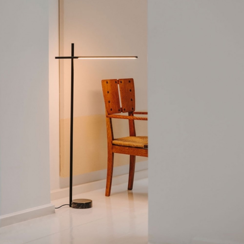 Tubs Floor Lamp