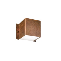 Decori Outdoor Wall Light (Copper)