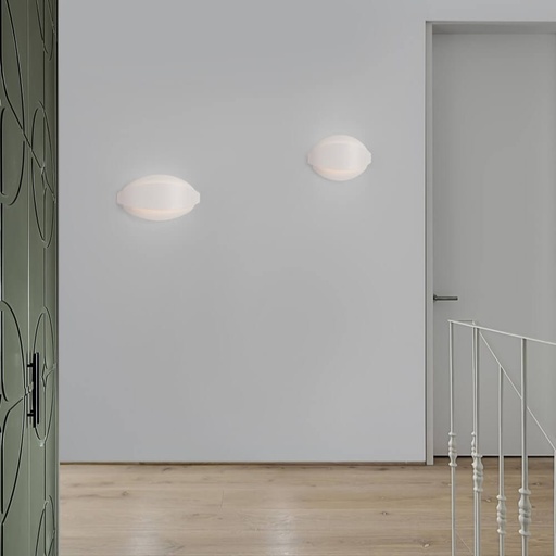 Astrid Wall Light