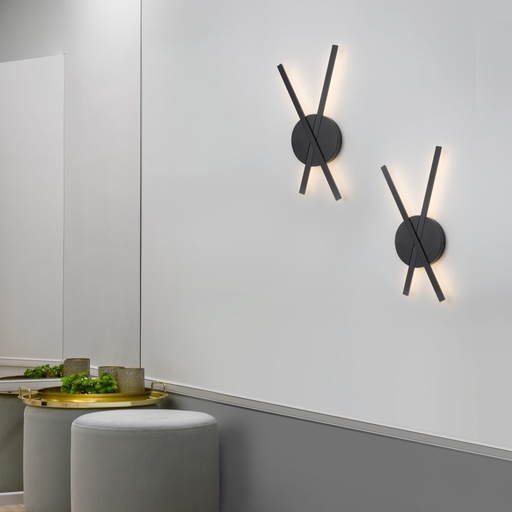 Reslin Wall Light