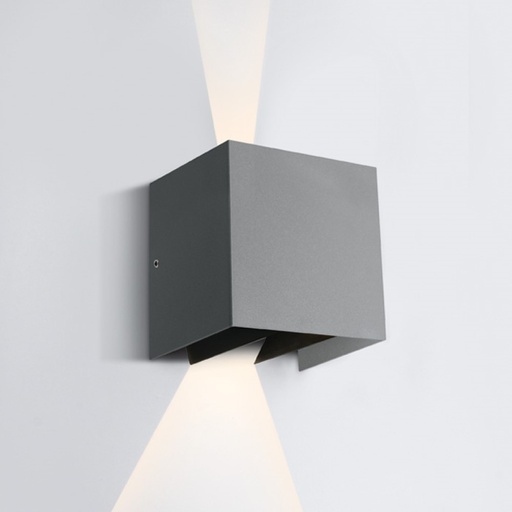 Adjustable Beams Wall Light